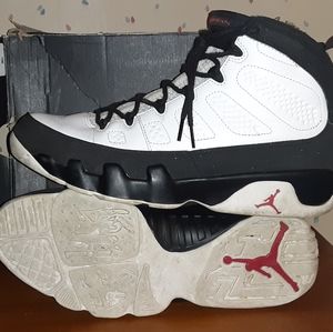 Jordan 9 retro (2016)
